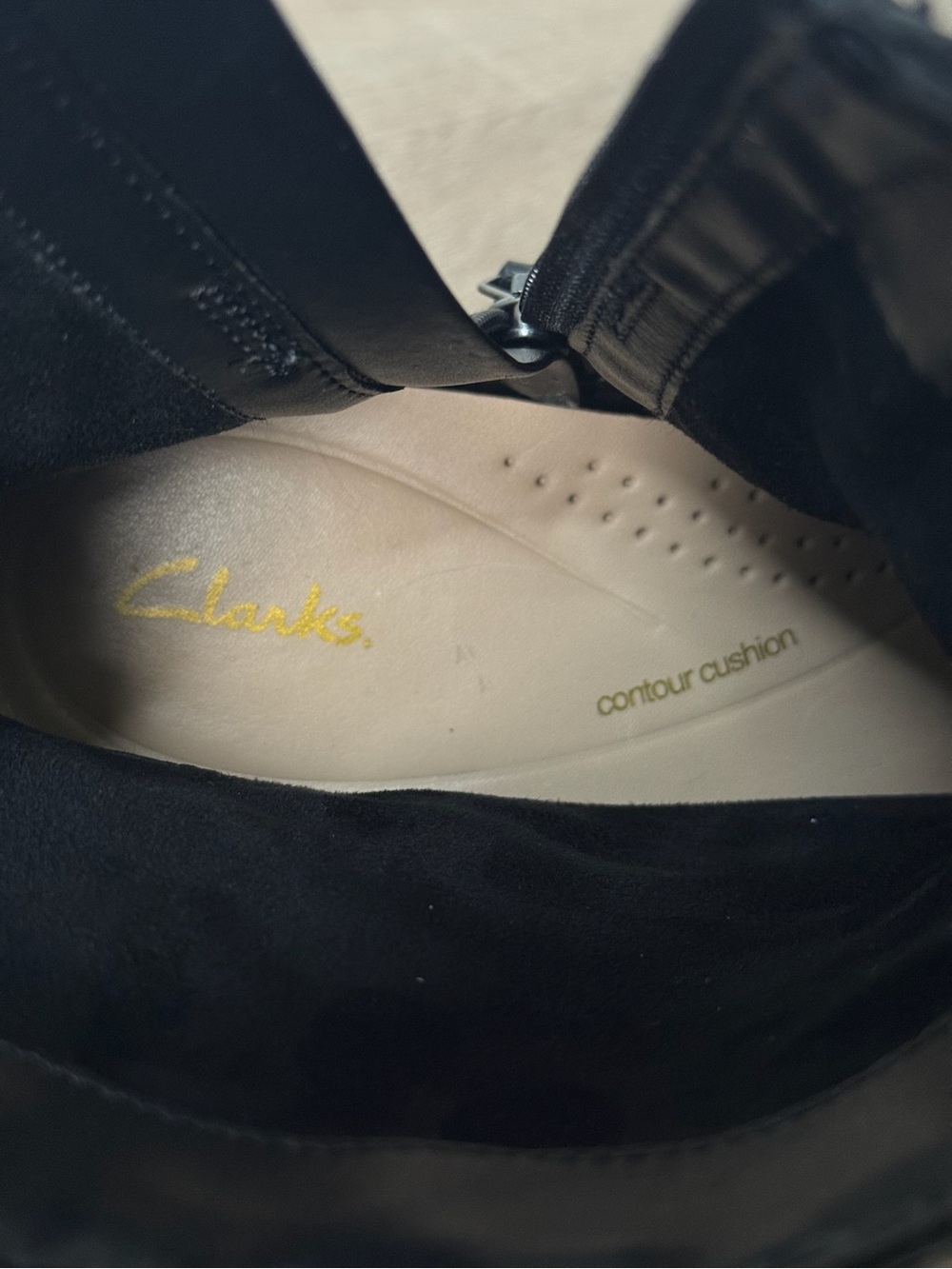 Clarks Black Leather Ankle Boots Womens 10W Buckle Zip Comfort Booties - Picture 6 of 6
